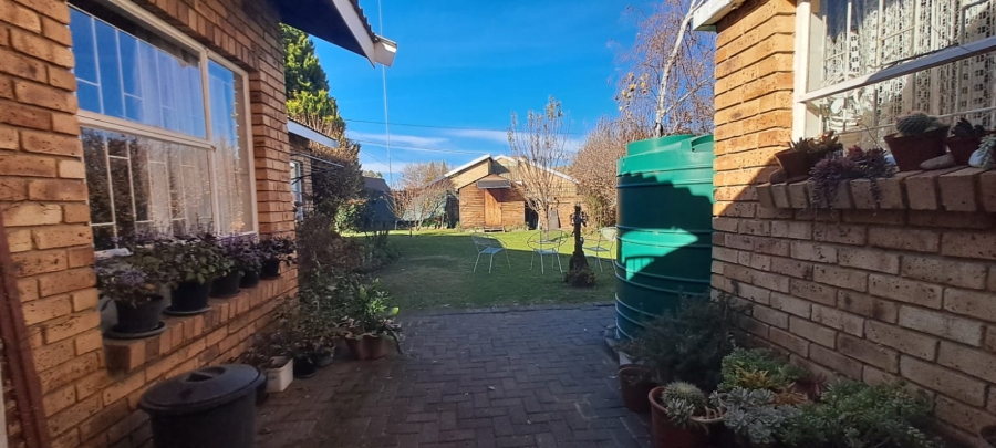 4 Bedroom Property for Sale in La Provance Free State